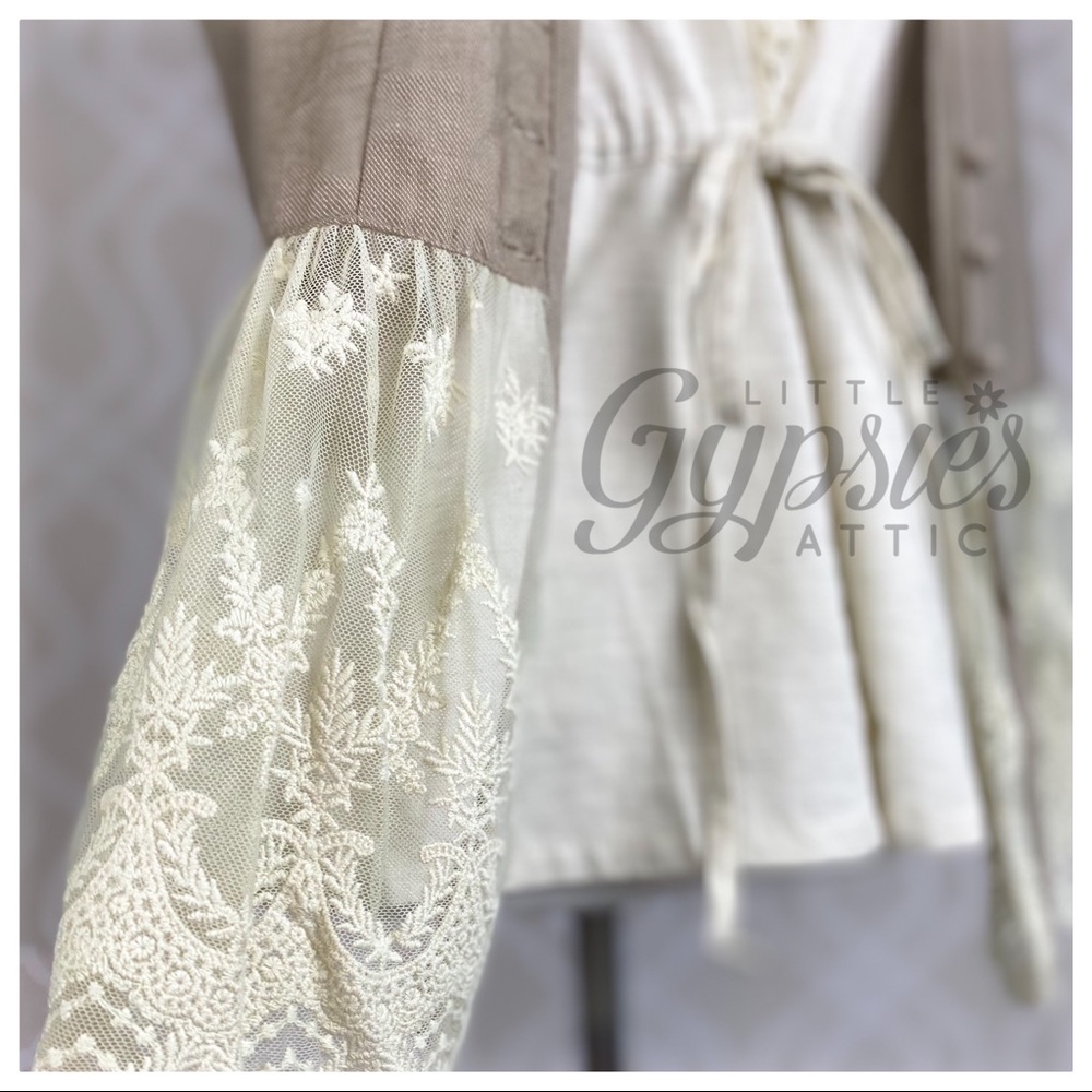 A’reve Peplum Lace Layered Tunic Vest Style Top - Picture 6 of 14